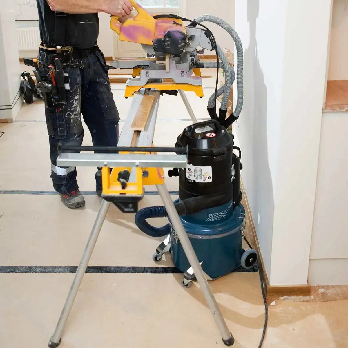 DustControl DC 1800 with Drywall Sander