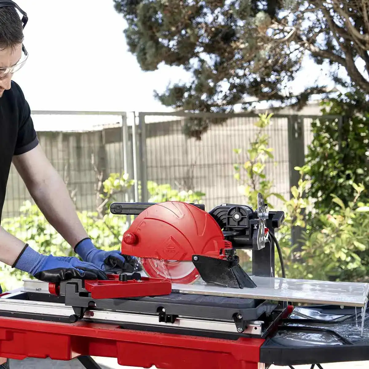 DT-7in Max Tile Saw