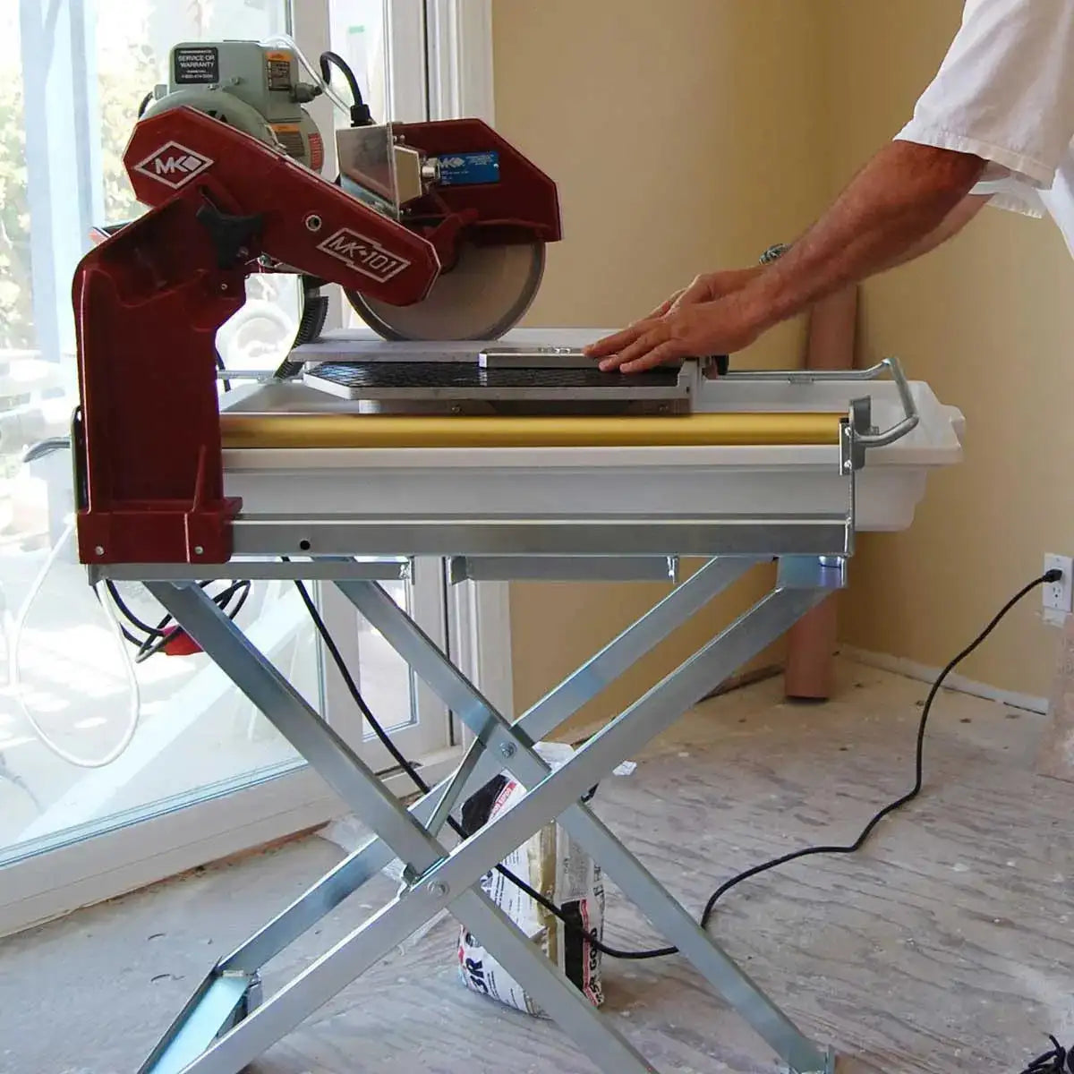 MK-101 Wet Tile Saw In Use